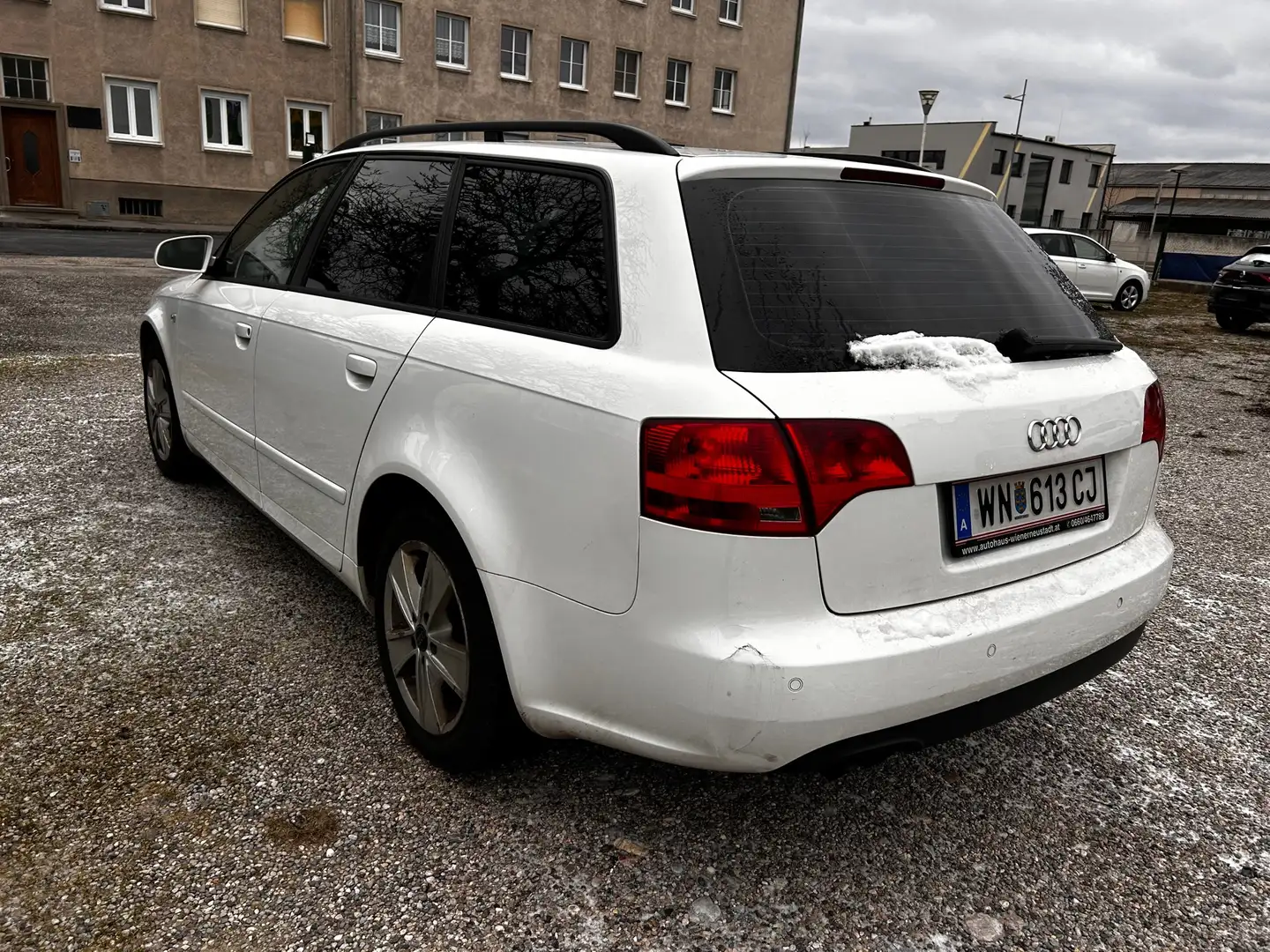 Audi A4 Avant 1,9 Komfort TDI DPF Edition Weiß - 2
