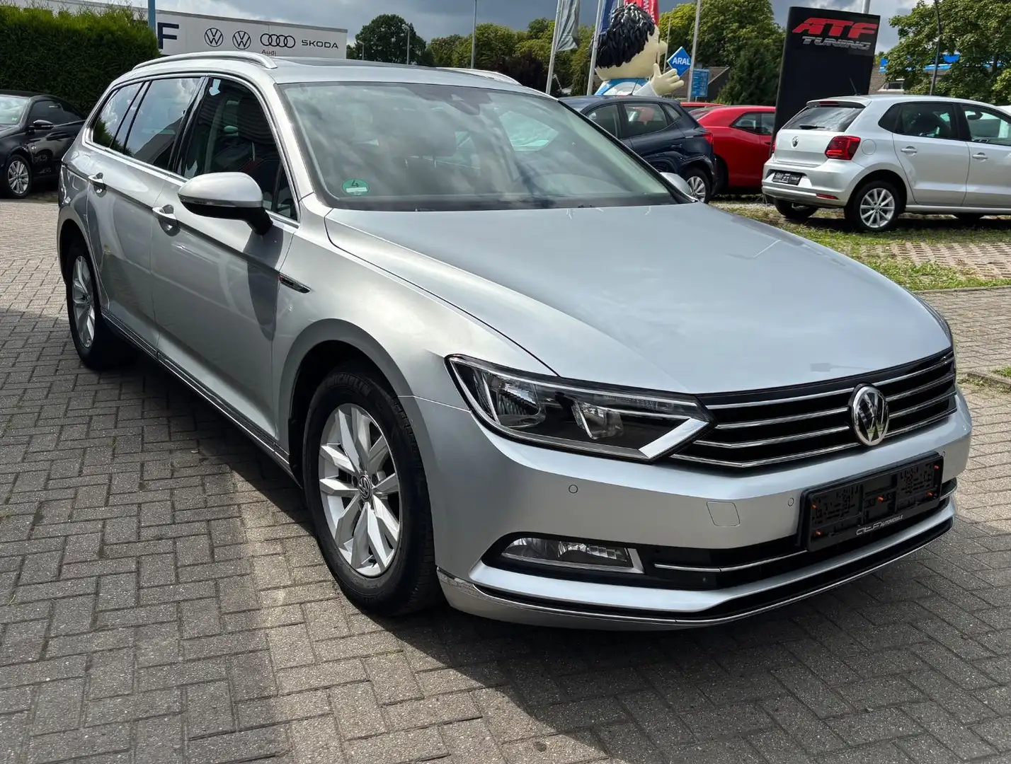 Volkswagen Passat Variant Comfortline BMT/Start-Stopp 4Moti Silber - 2