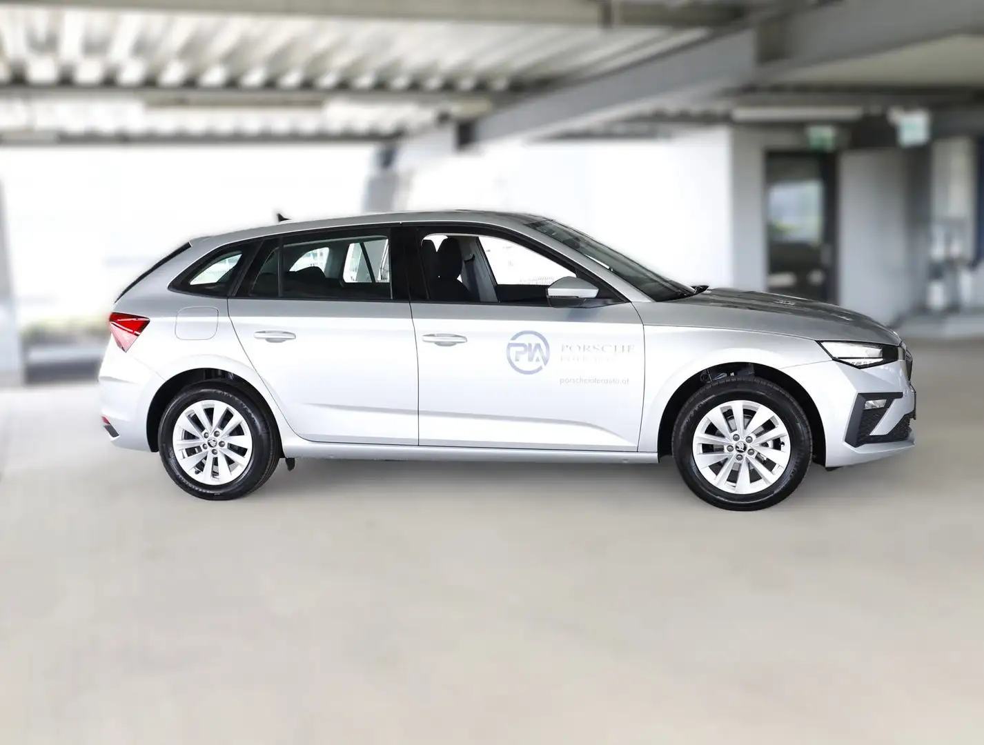 Skoda Scala Essence TSI Silber - 2