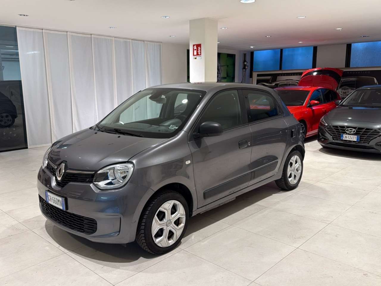 Renault Twingo Life Limitatore di velocità Diurne LED Bluetooth