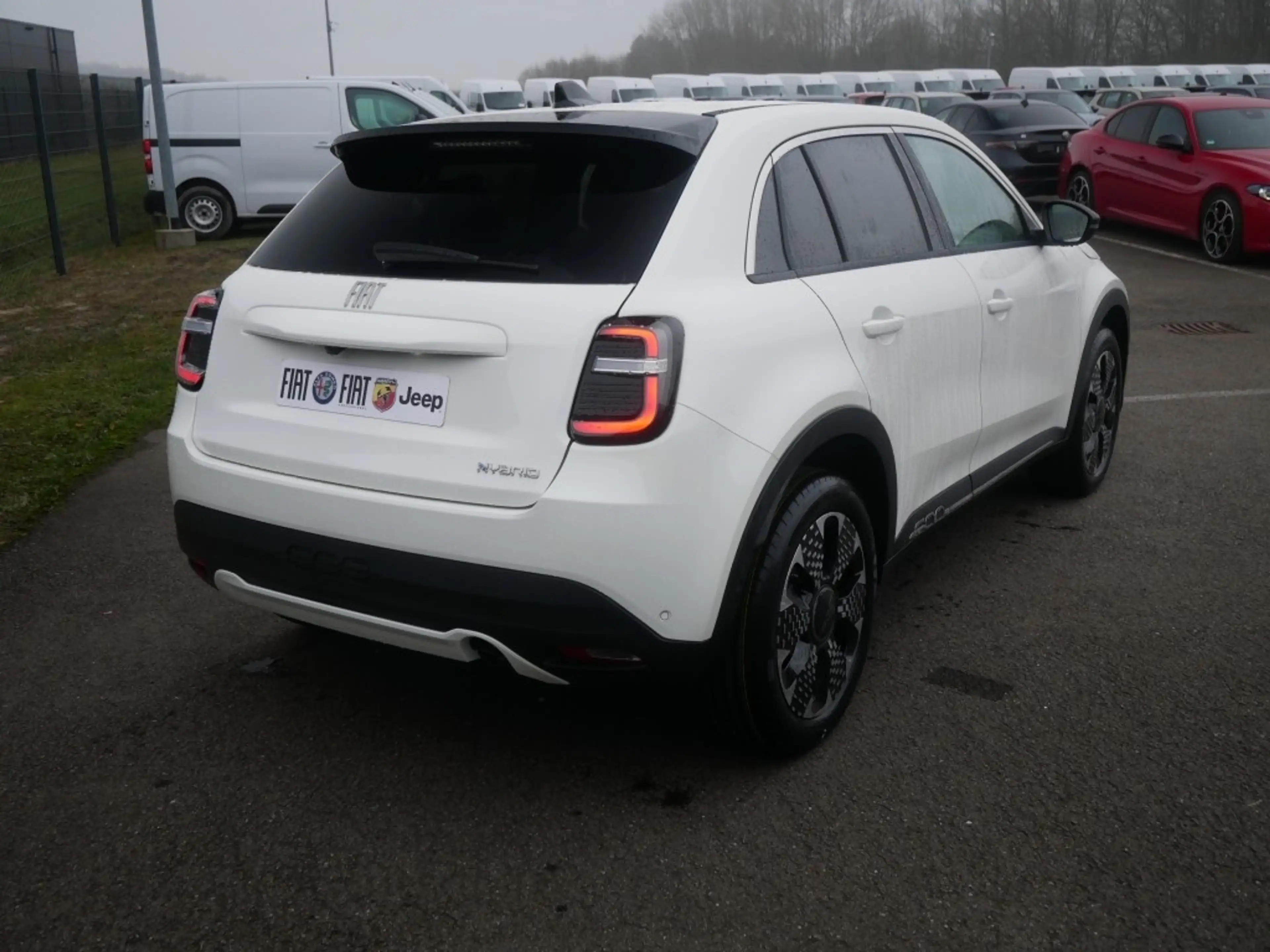 Fiat 600 HYBRID LA PRIMA 1.2 110 PS DCT6 LED NAVI KAMERA — photo 3