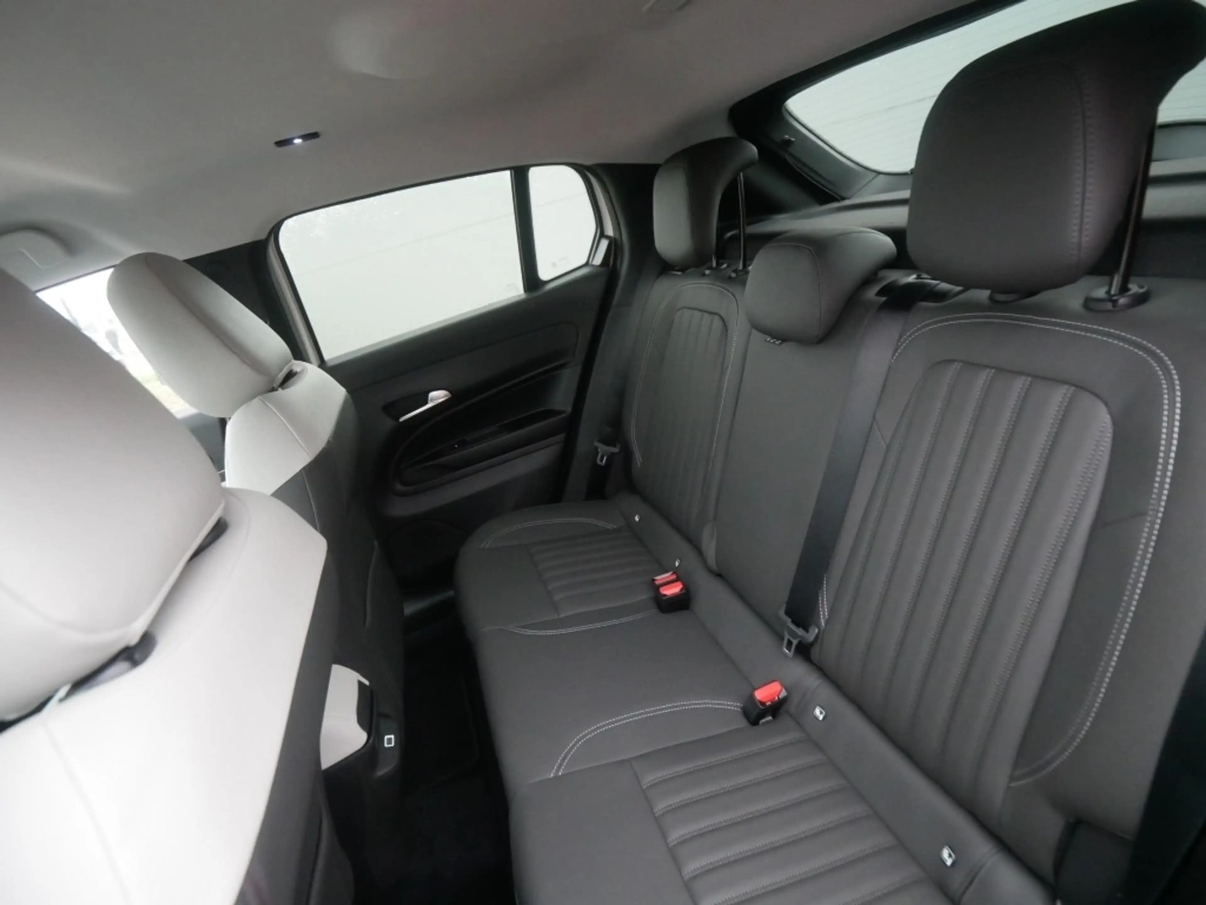 Fiat 600 HYBRID LA PRIMA 1.2 110 PS DCT6 LED NAVI KAMERA — photo 14