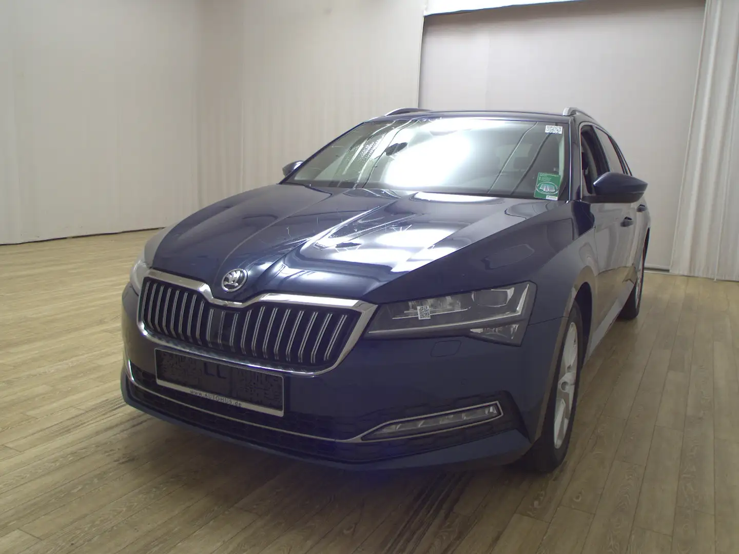 Skoda Superb Kombi 2.0 TDI Style Leder Navi Canton AHK Facelift Синий - 2