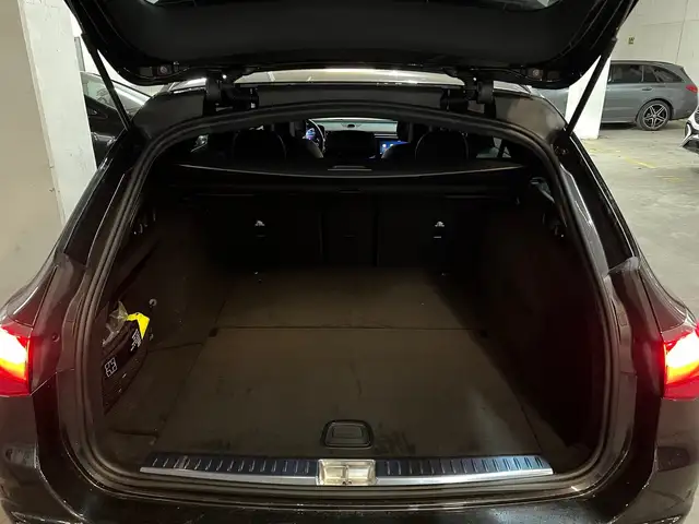 Mercedes-Benz E 220 d 4MATIC T Navi,Rückfahrkamera,Klima Ansicht 20