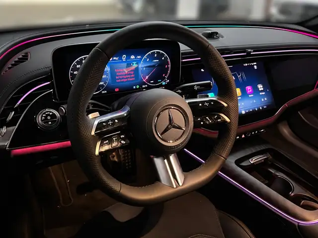 Mercedes-Benz E 220 d 4MATIC T Navi,Rückfahrkamera,Klima Ansicht 12