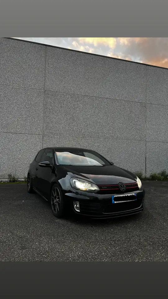 Volkswagen Golf GTI 2.0 TSI 210 DSG6