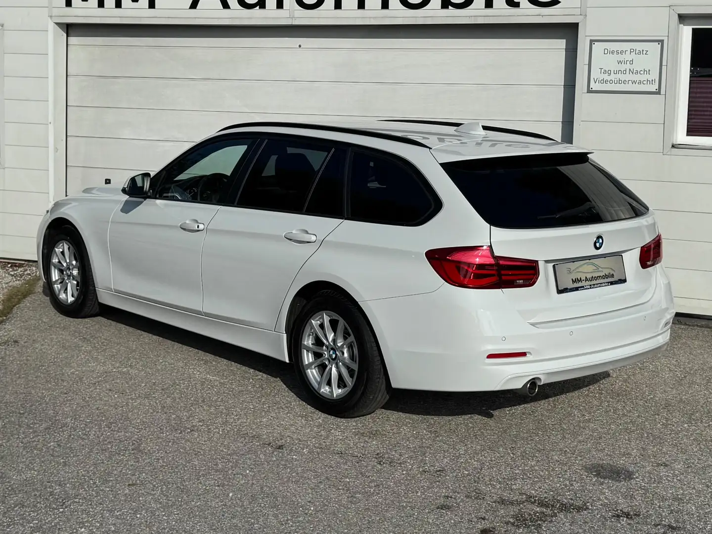 BMW 316 316 d Advantage*LED*PDC*SHZ*uvm Weiß - 2
