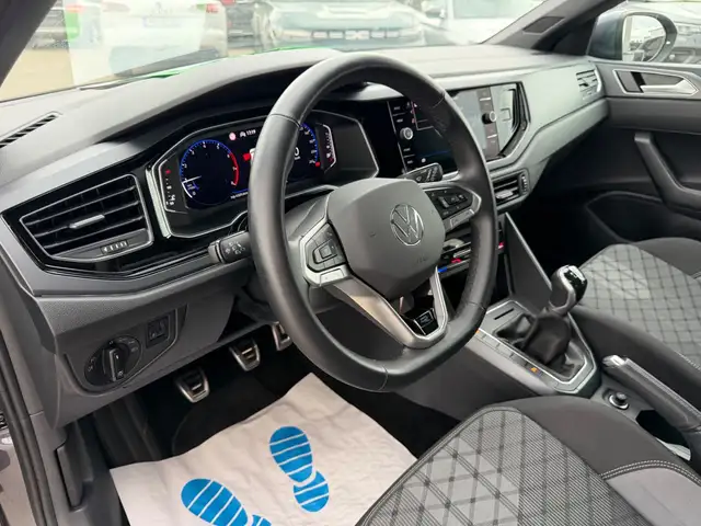 Volkswagen Taigo view 11