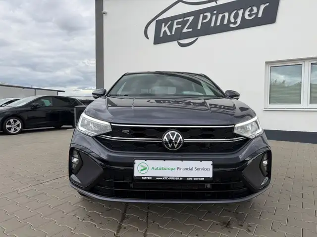 Volkswagen Taigo view 3