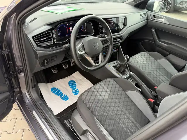 Volkswagen Taigo view 9