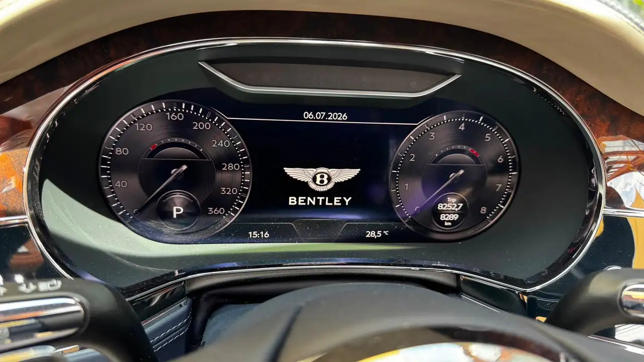Bentley Continental GTC 2023