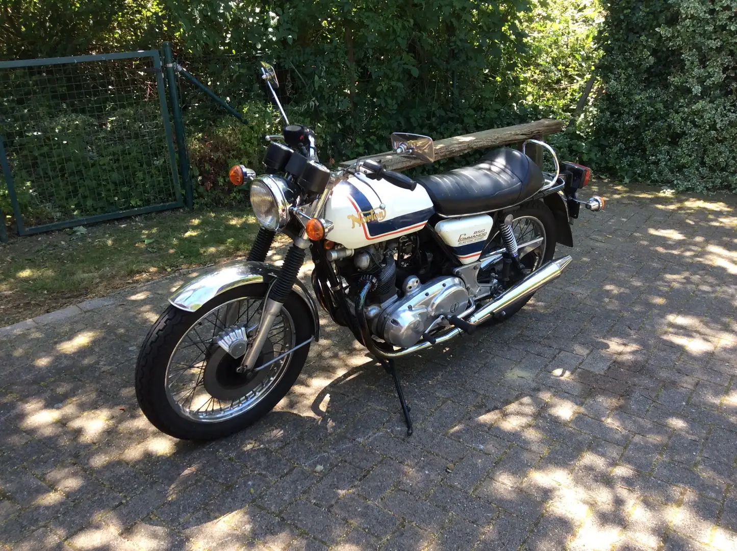 Norton Commando Blue - 1
