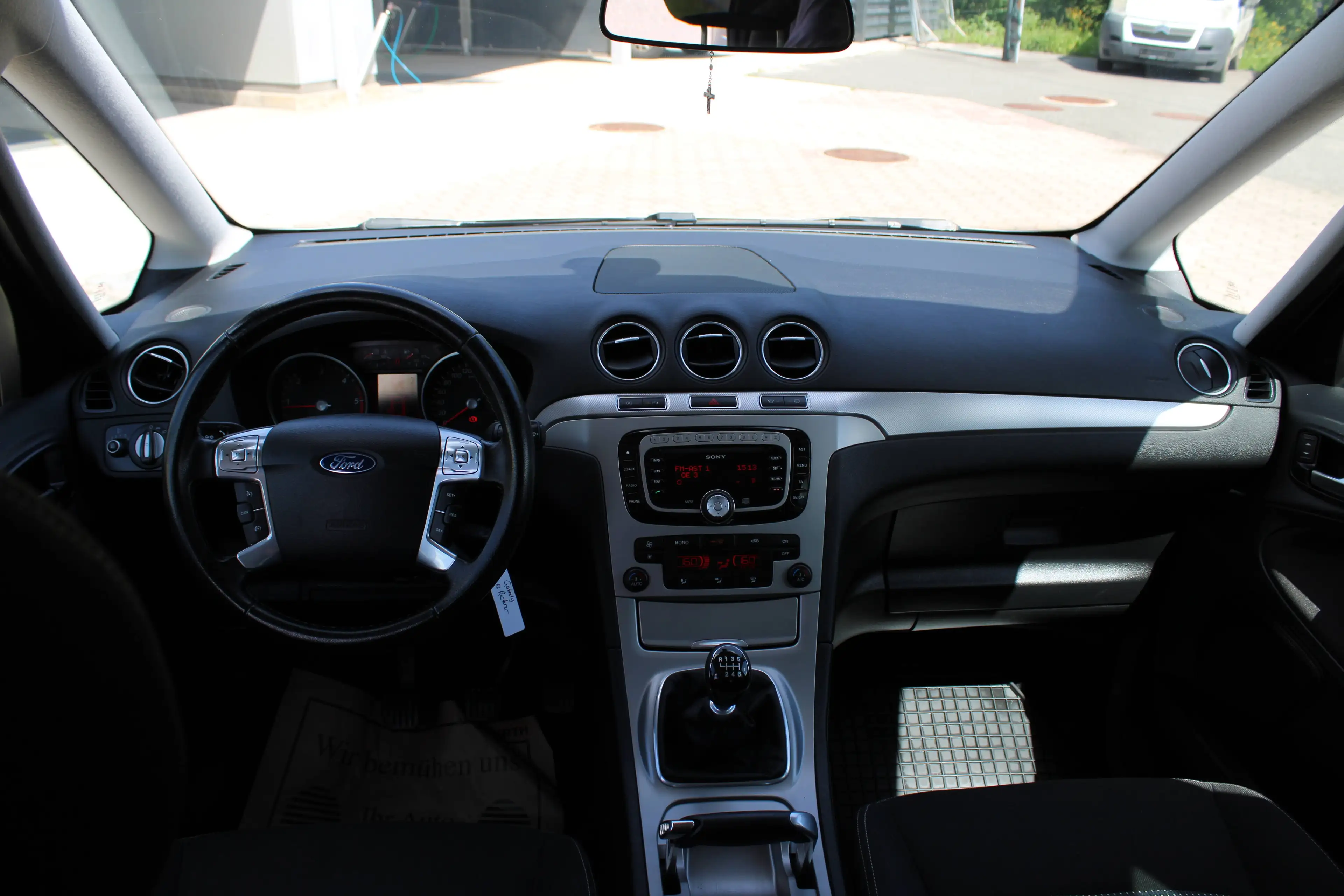 Ford Galaxy Trend 1,6 TDCi — photo 10