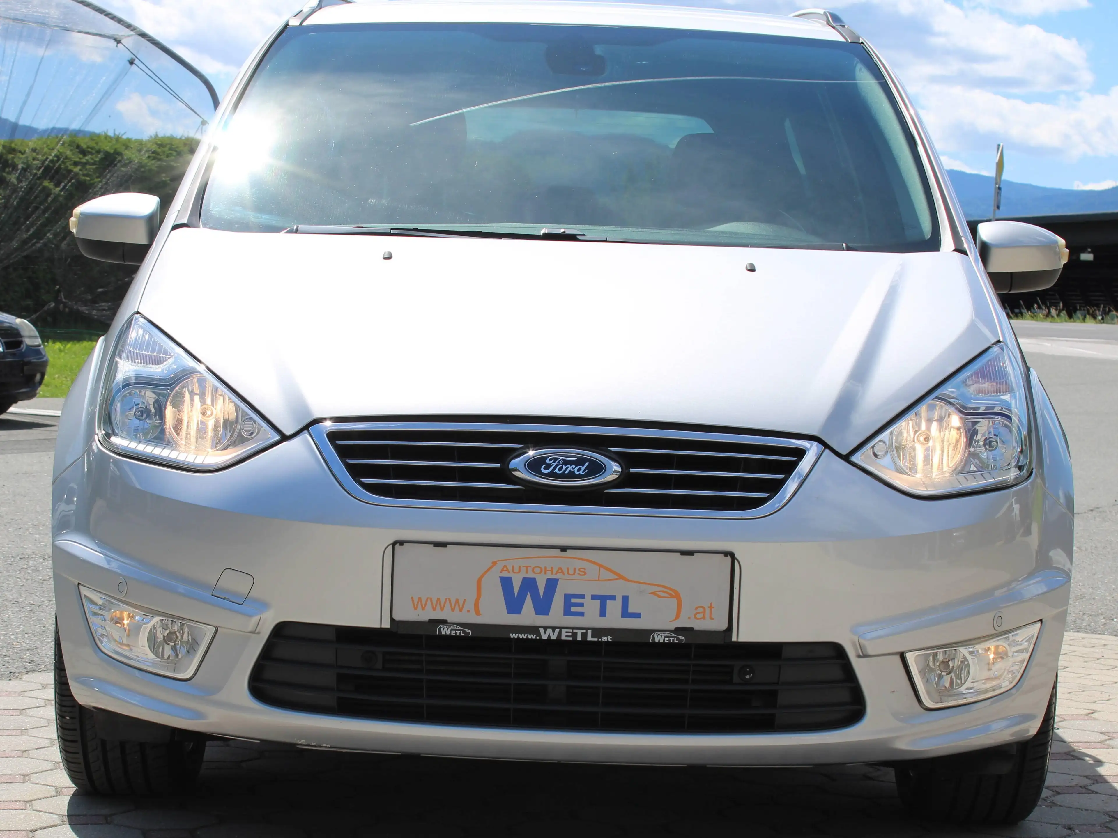 Ford Galaxy Trend 1,6 TDCi — photo 2
