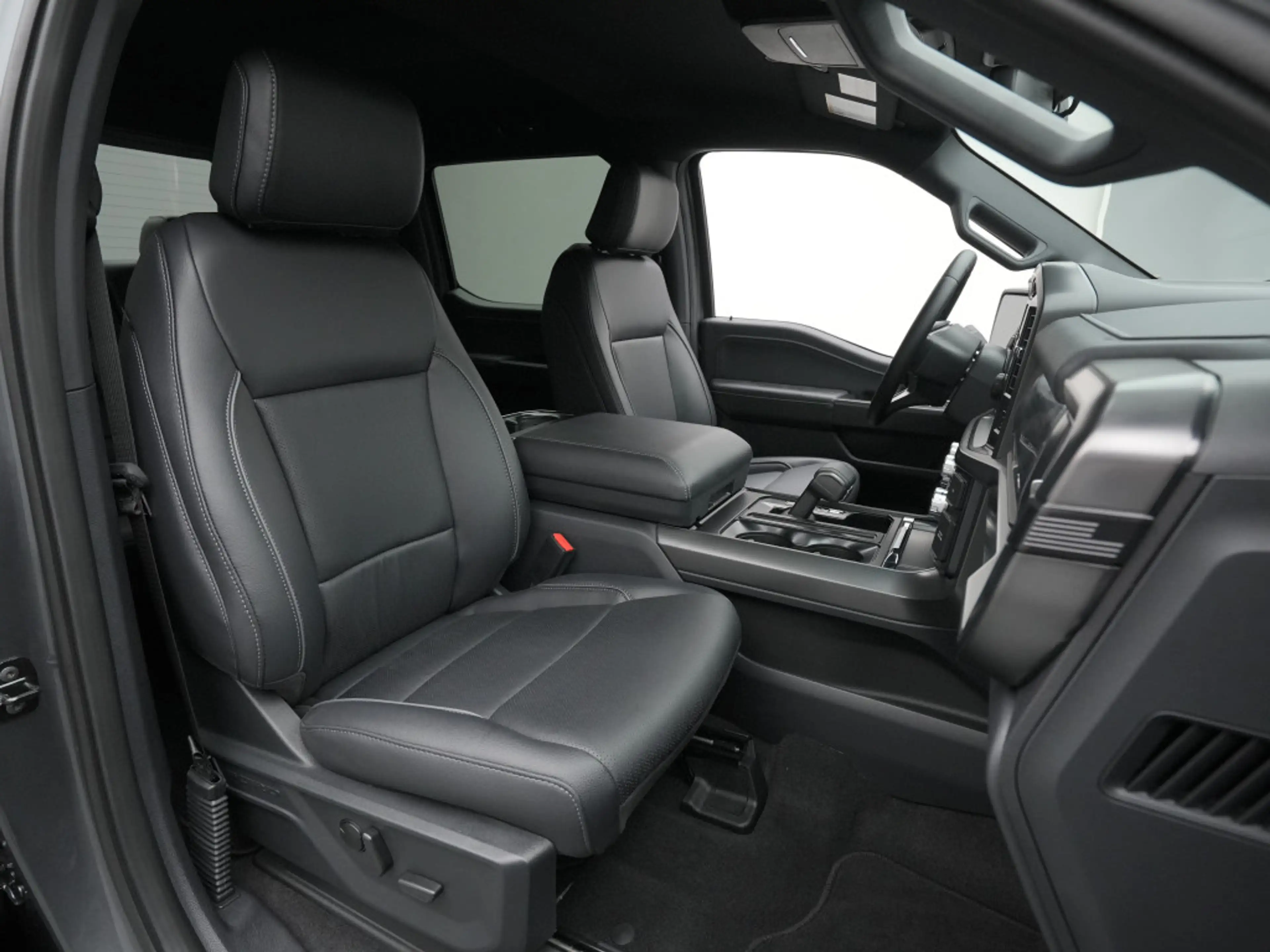 Ford F 150 Lariat V8 Pro Access/Black App — photo 13