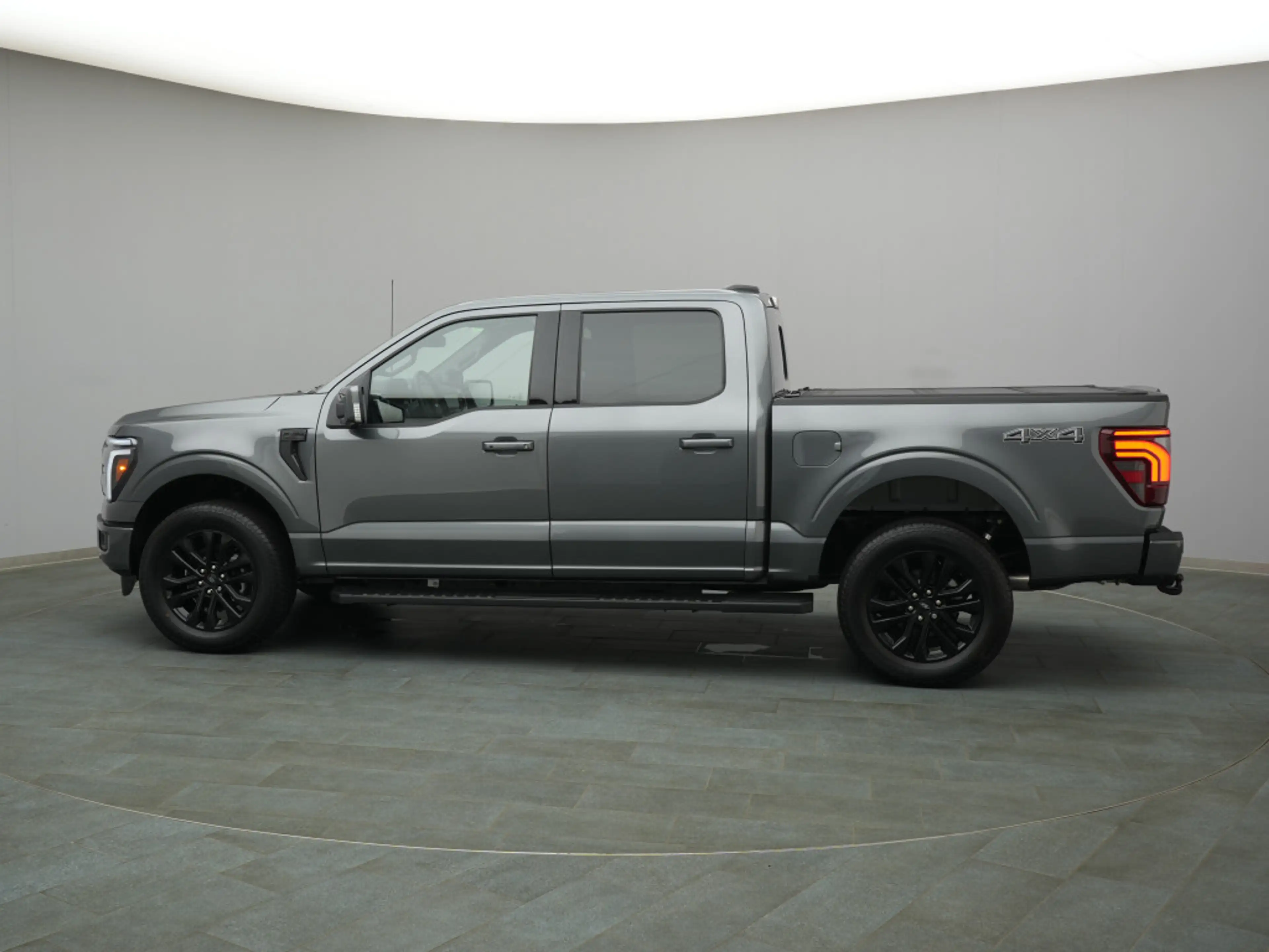 Ford F 150 Lariat V8 Pro Access/Black App — photo 3