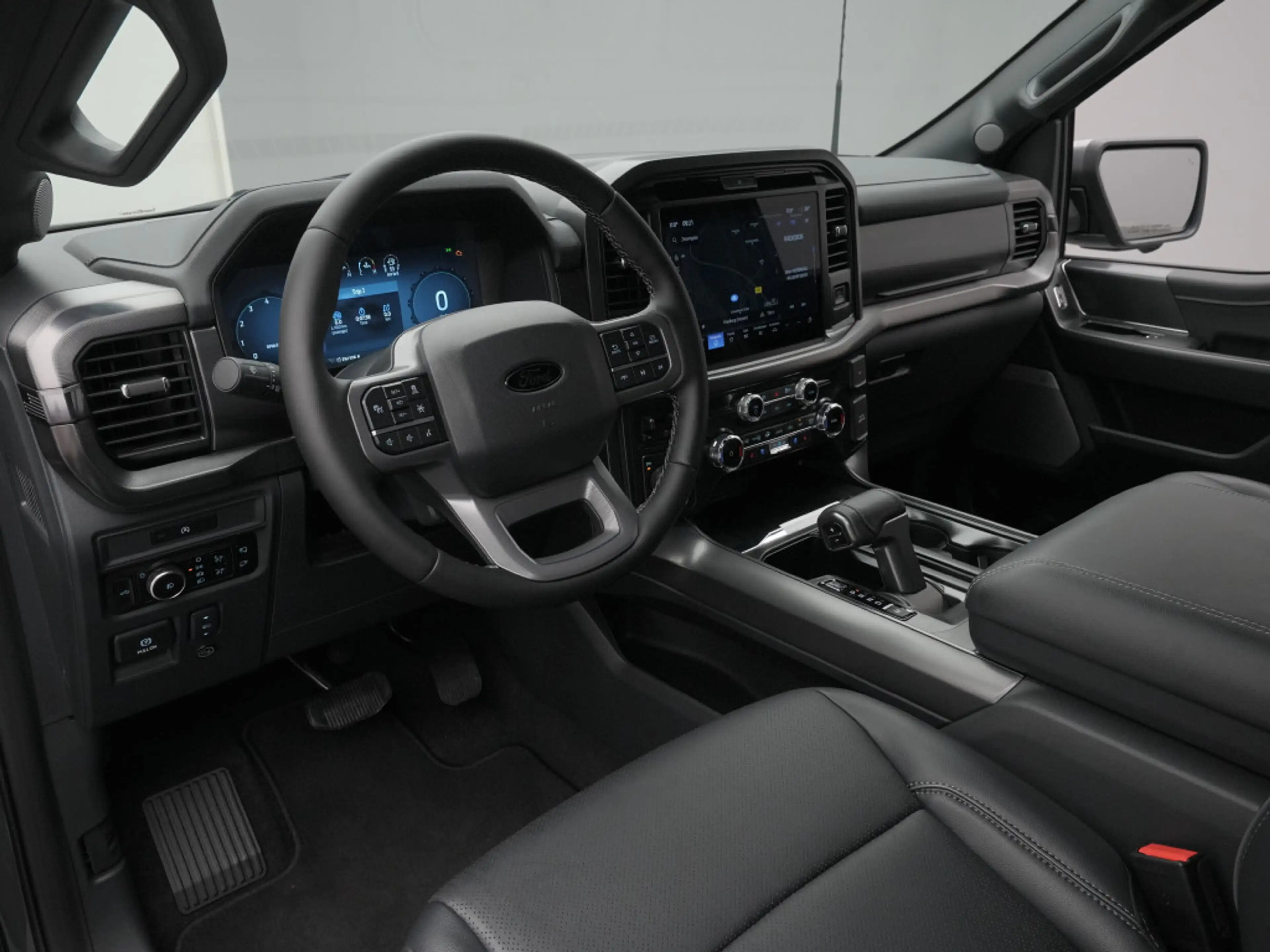 Ford F 150 Lariat V8 Pro Access/Black App — photo 10