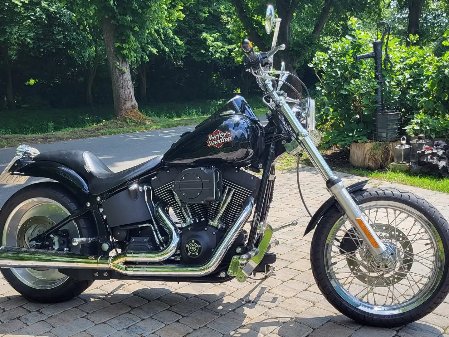 Harley-Davidson Night Train Custom-Bike, Breitreifen, 1550 ccm, 84 PS, 100 dB Černá - 2