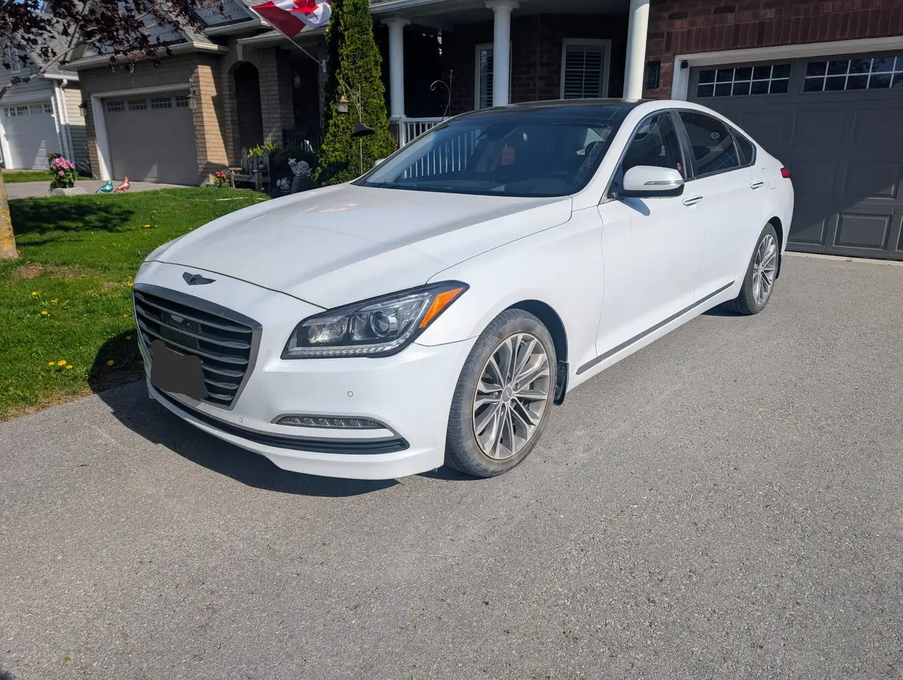Hyundai Genesis снимка Hyundai Genesis