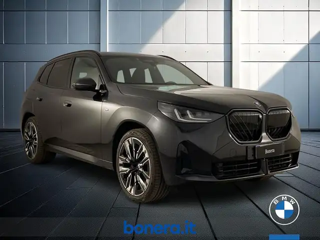 BMW X3 view 4