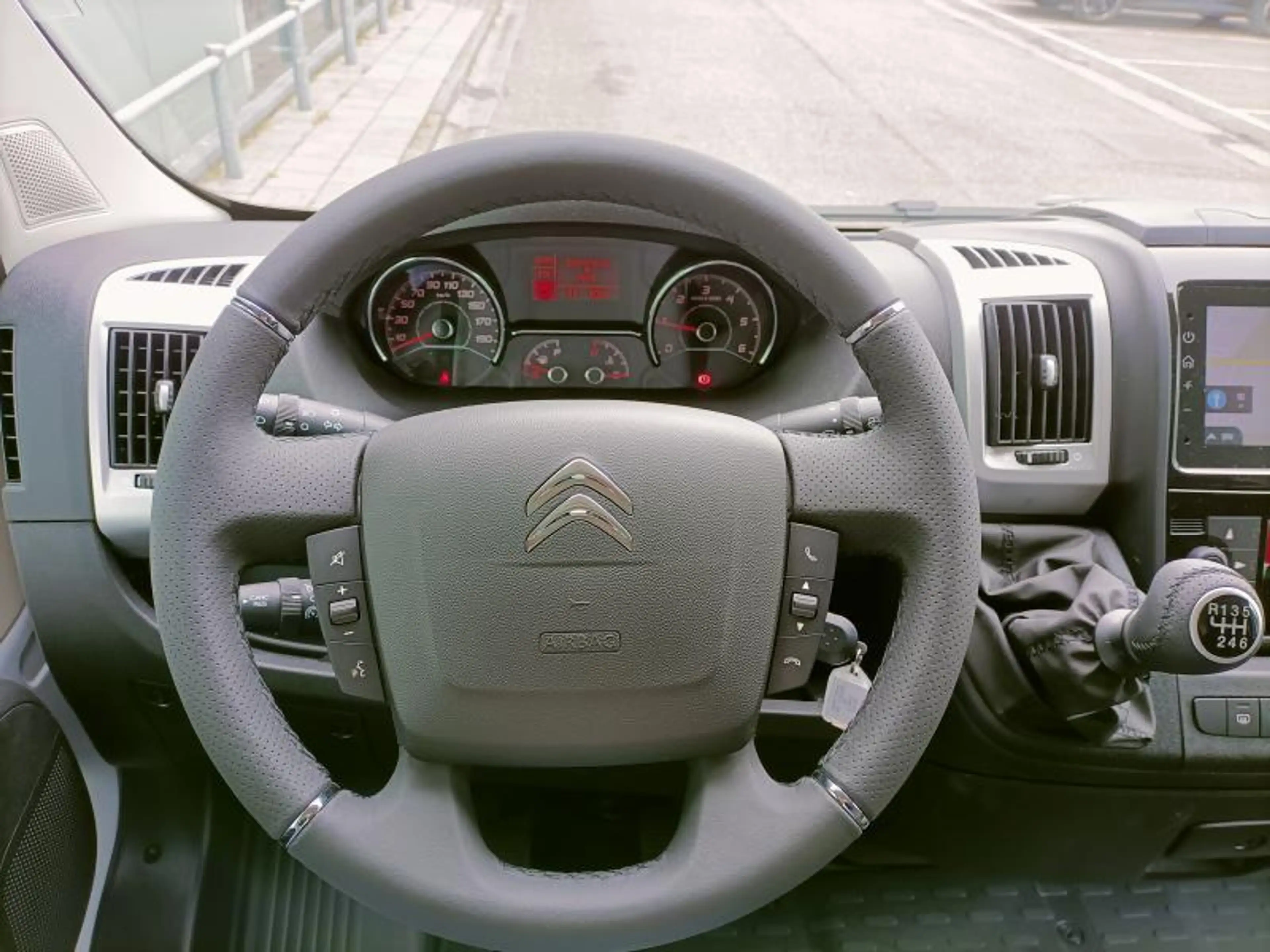 Citroen Jumper FT 4-35 L3H2 — photo 11