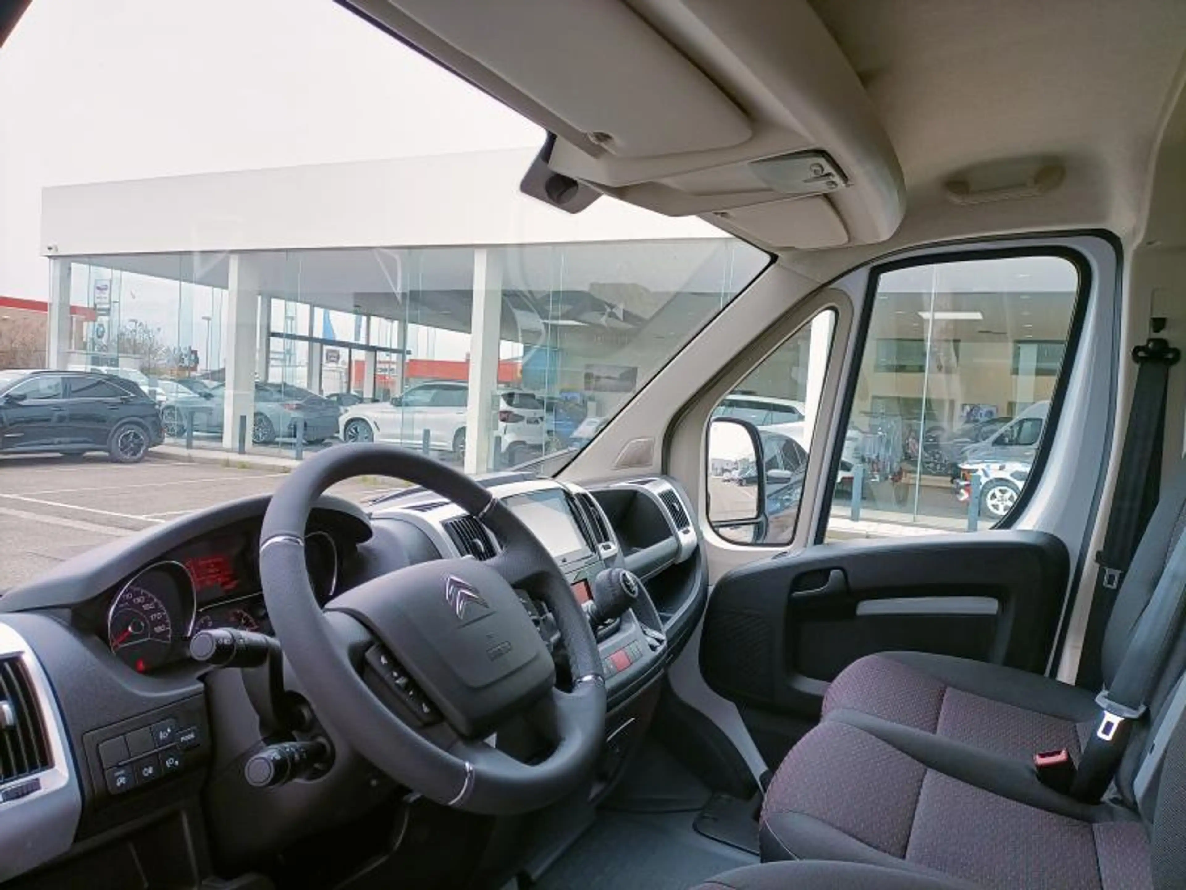 Citroen Jumper FT 4-35 L3H2 — photo 9
