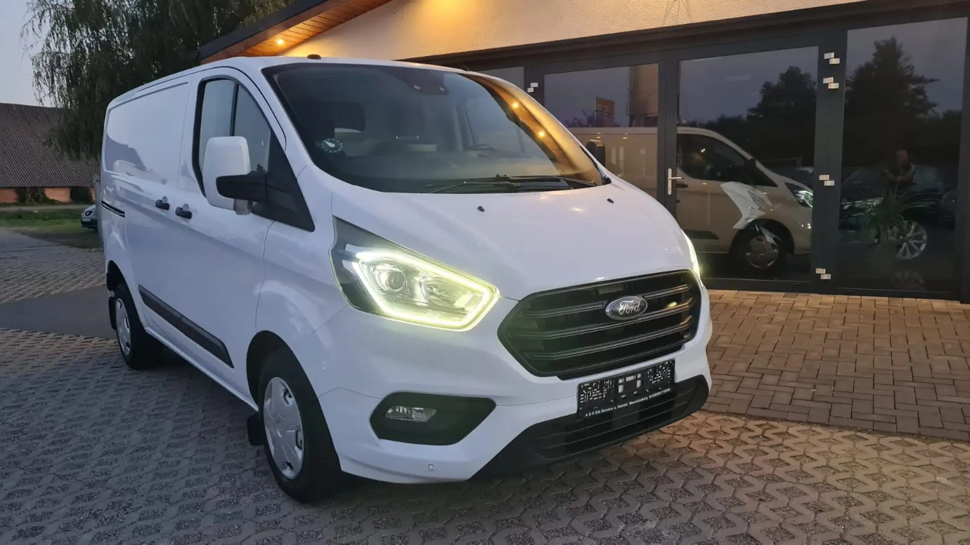 Ford Transit Custom Kasten 280 L1 Trend Weiß - 2