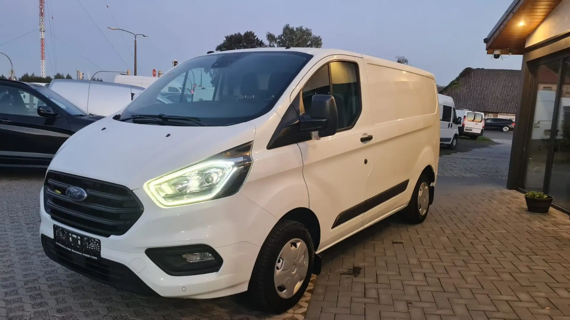 Ford Transit Custom Kasten 280 L1 Trend Weiß - 1