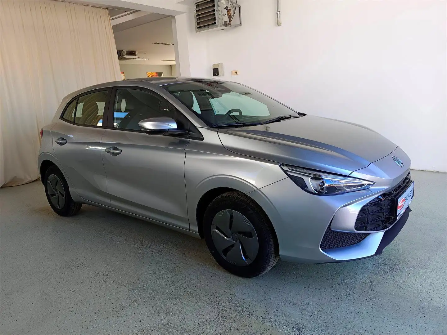 MG MG3 1,5 HEV Select Hybrid+ Silber - 1
