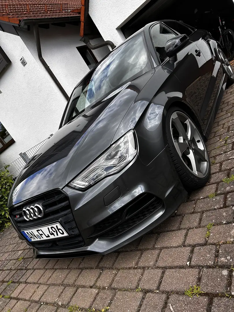 Audi S3 Limousine, Stronic, B&O, Keyless, LED, kein OPF Šedá - 2