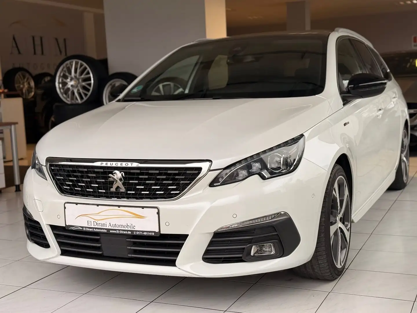 Peugeot 308 SW Aut. GT-Line LED/AHK/Massage/Keyless/Pano Weiß - 2