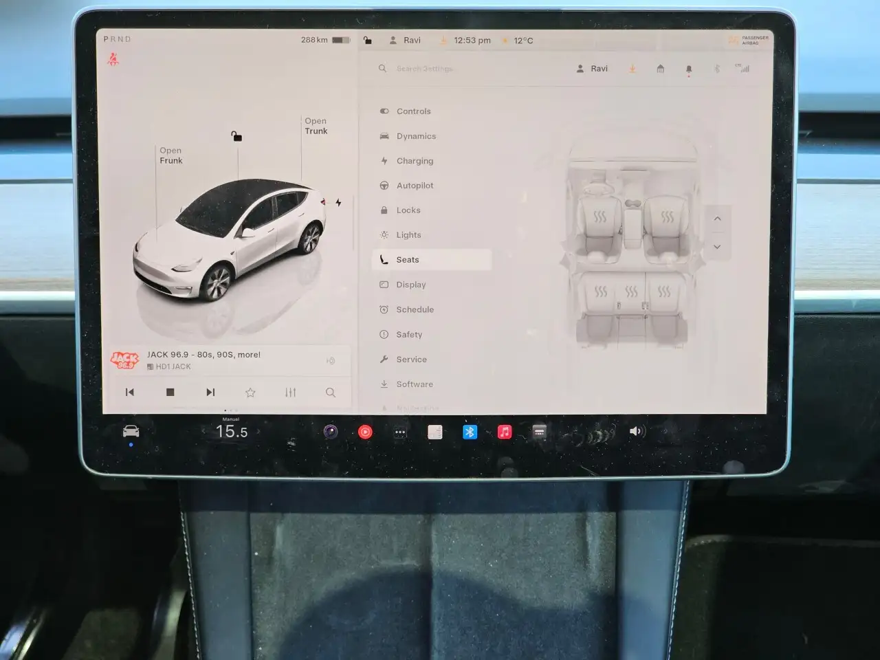 Tesla Model Y снимка Tesla Model Y