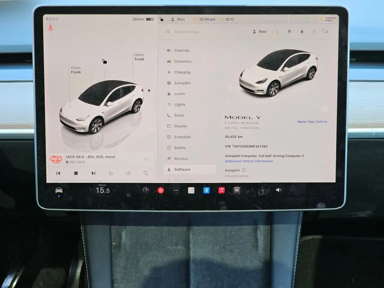 Tesla Model Y снимка Tesla Model Y