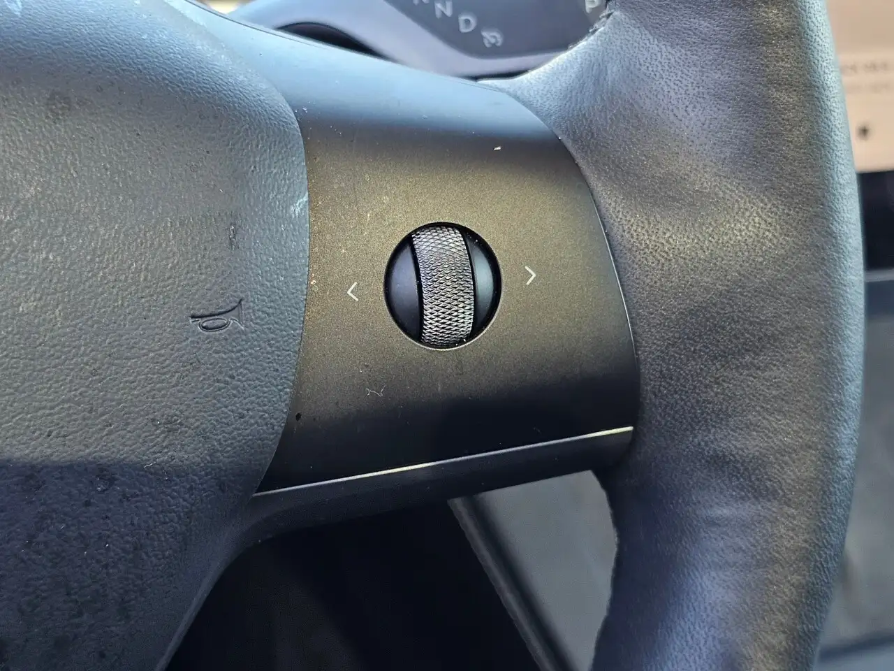 Tesla Model Y снимка Tesla Model Y