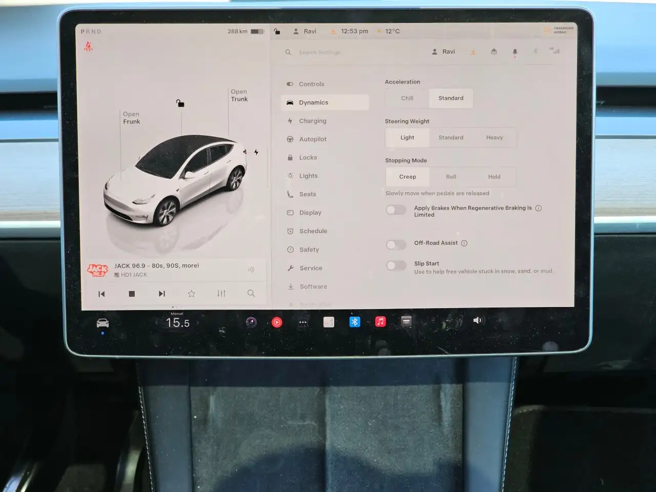 Tesla Model Y снимка Tesla Model Y
