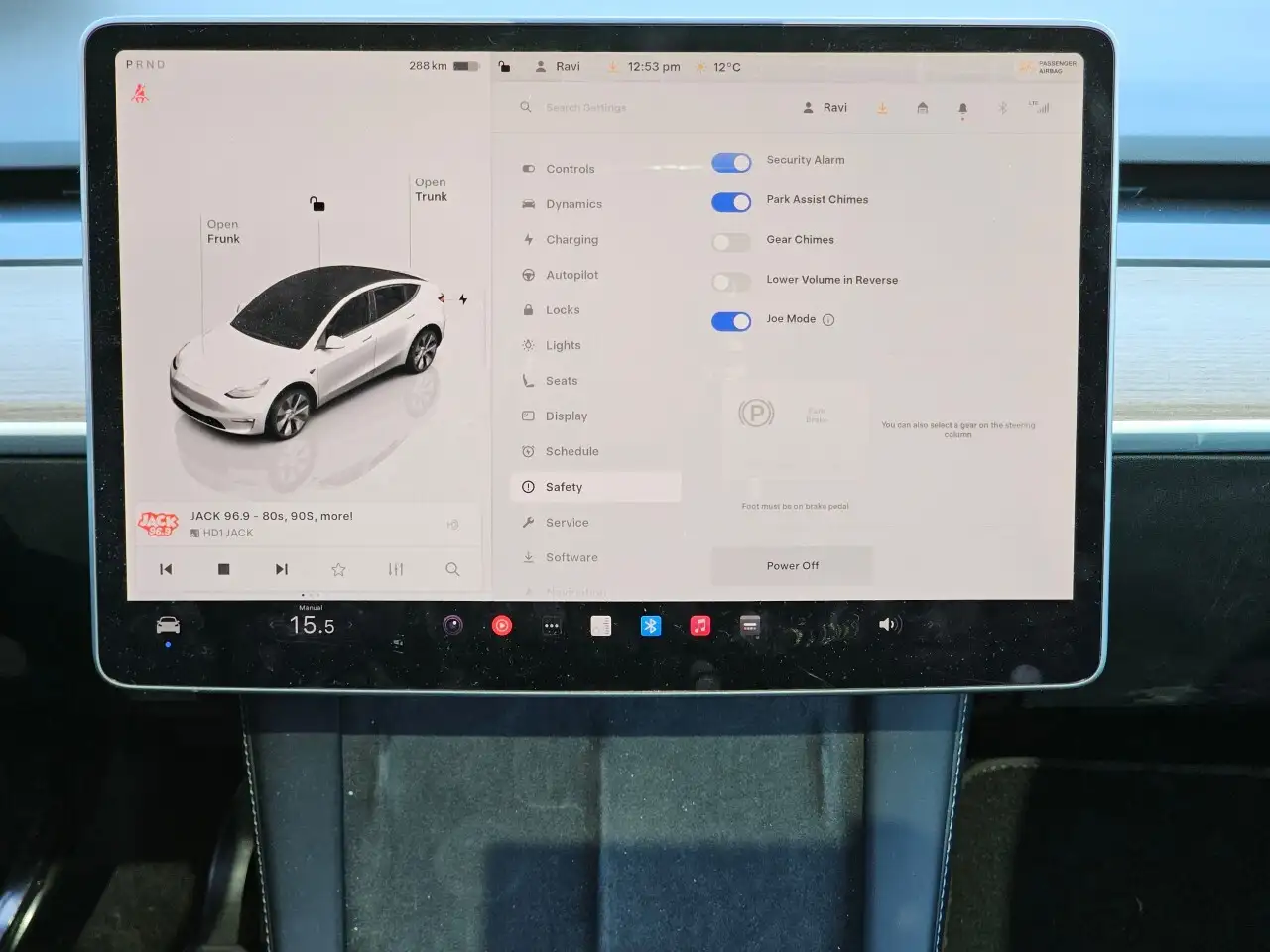Tesla Model Y снимка Tesla Model Y