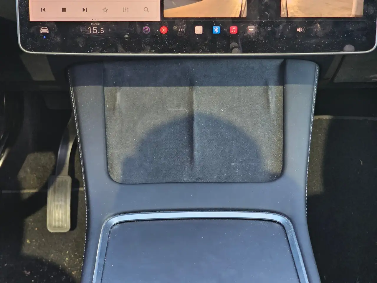 Tesla Model Y снимка Tesla Model Y