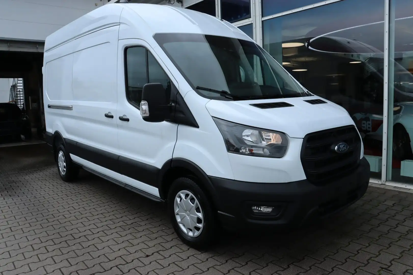 Ford Transit Trend 2.0 KASTEN 350/L3 DACH HOCH 3,99%* Weiß - 2