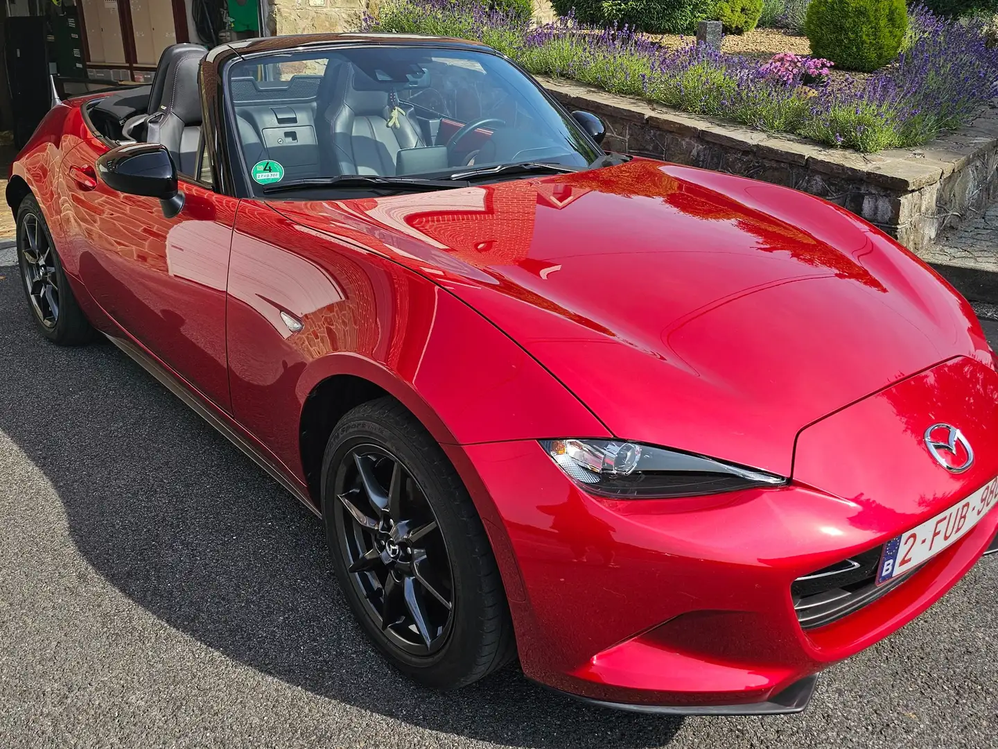 Mazda MX-5 MX-5 1.5i Skyactiv-G Skydrive Rouge - 2