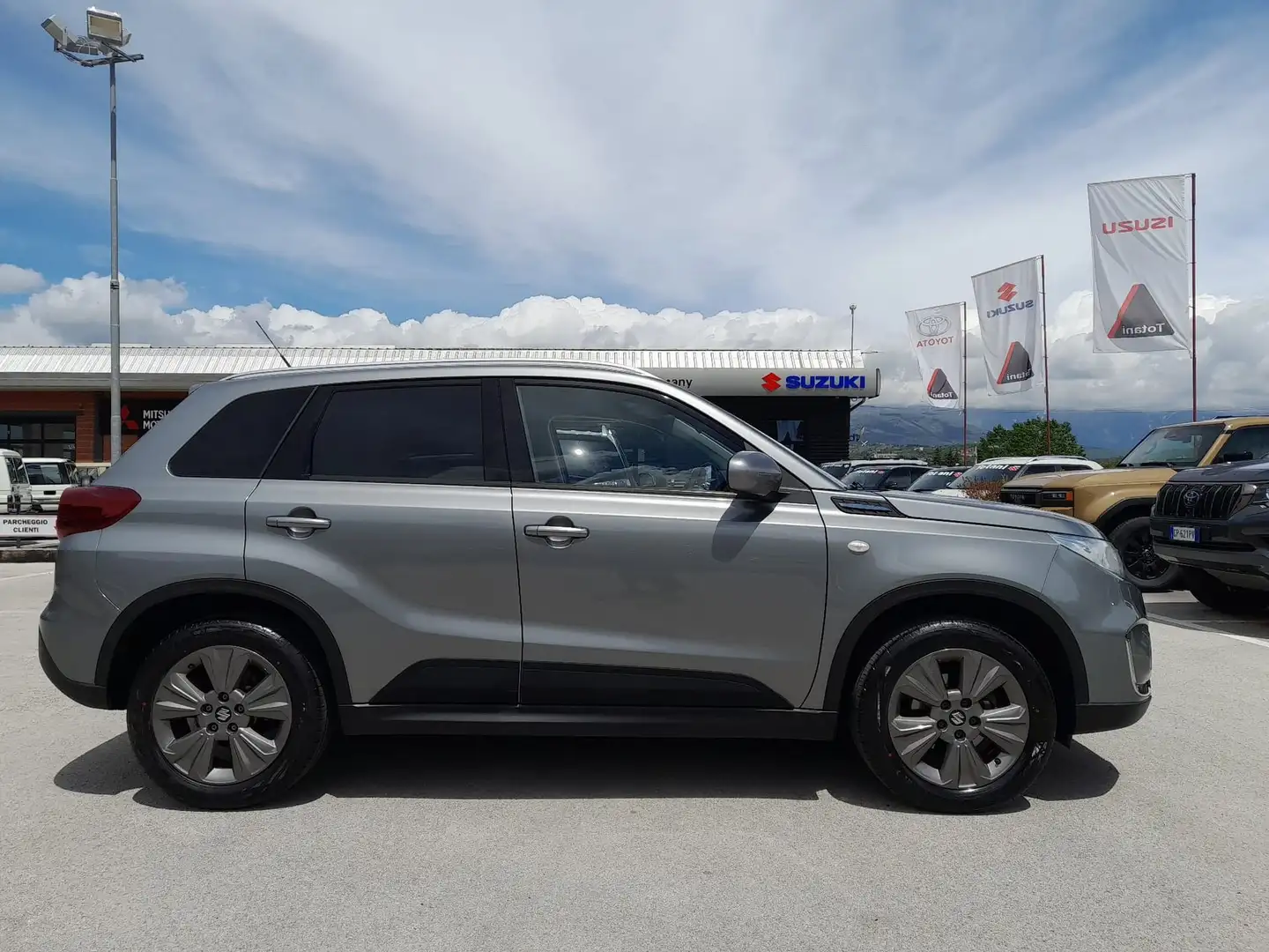 Suzuki Vitara II 2018 1.0 boosterjet Cool 4wd allgrip Argento - 2