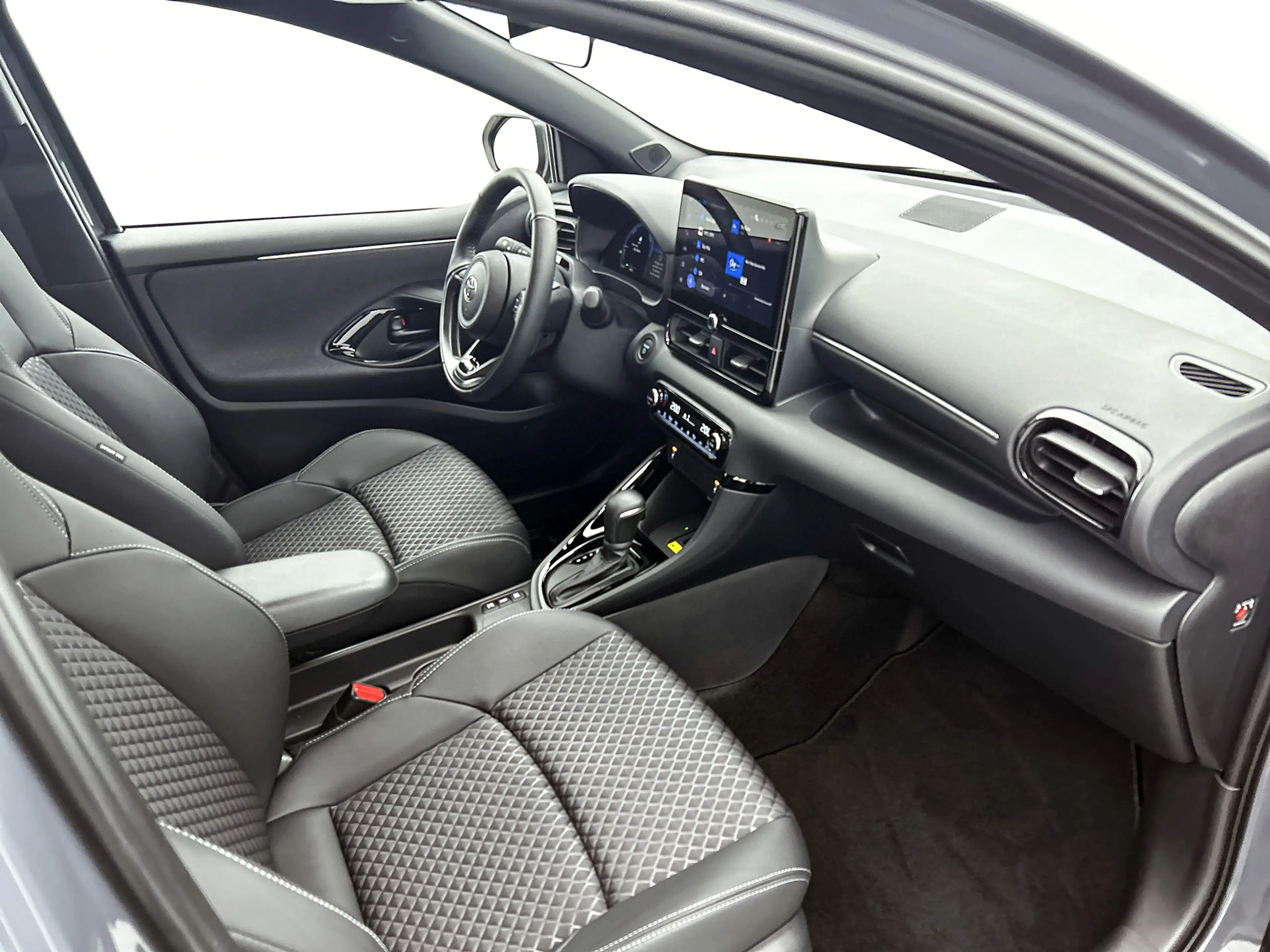Toyota Yaris 1.5 Hybrid 130 Executive ||Nu inclusief € 2.900,- — photo 8