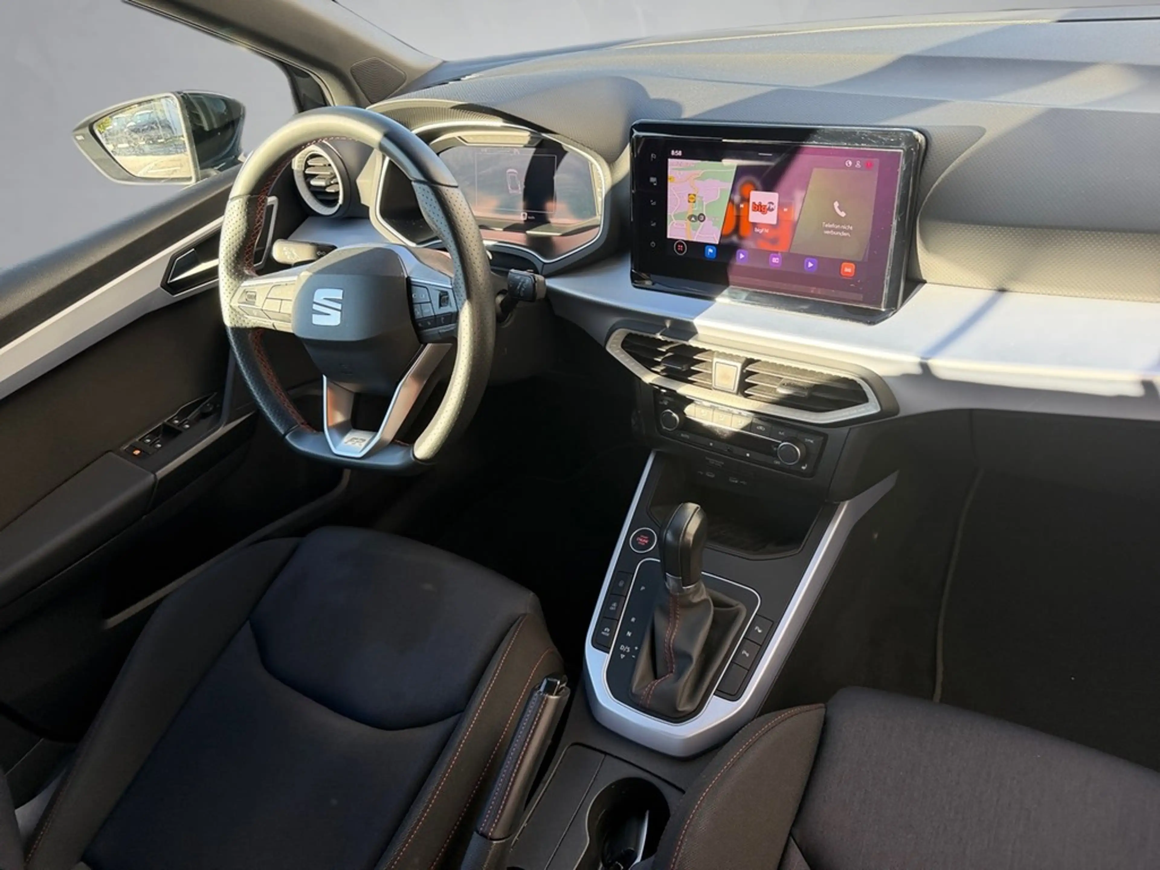 SEAT Arona 1,0 TSI FR-Line DSG — photo 12