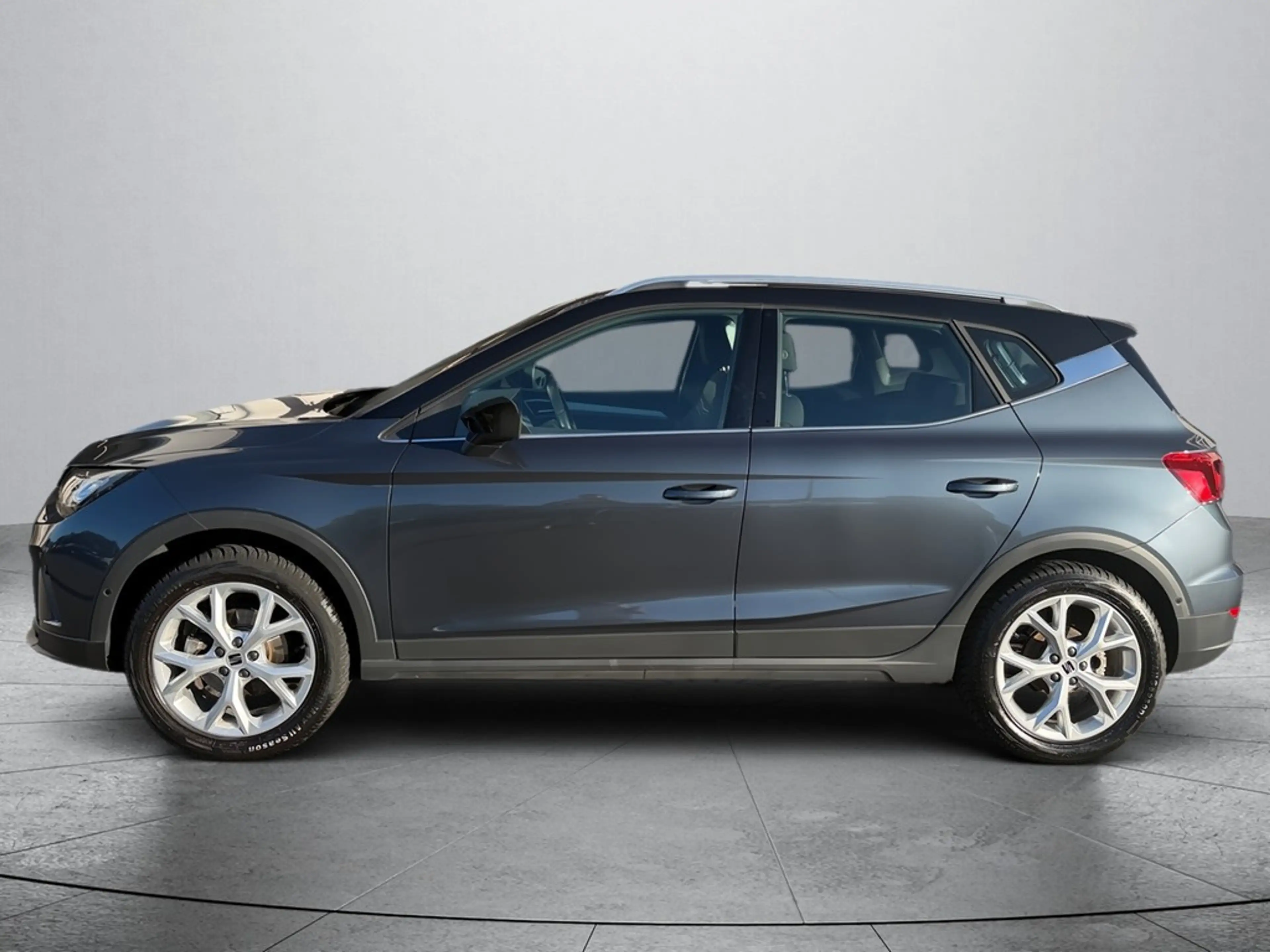 SEAT Arona 1,0 TSI FR-Line DSG — photo 4