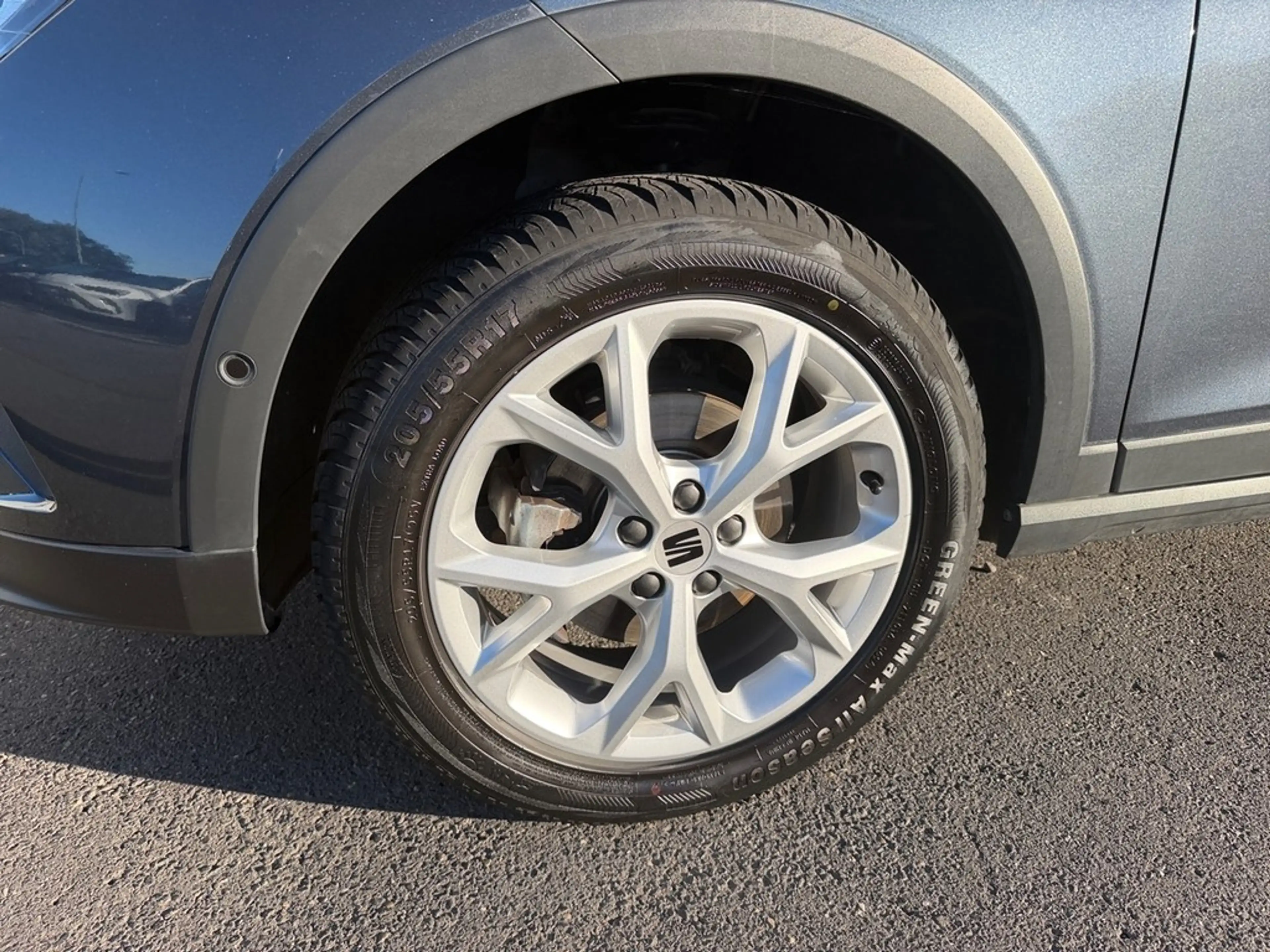 SEAT Arona 1,0 TSI FR-Line DSG — photo 3