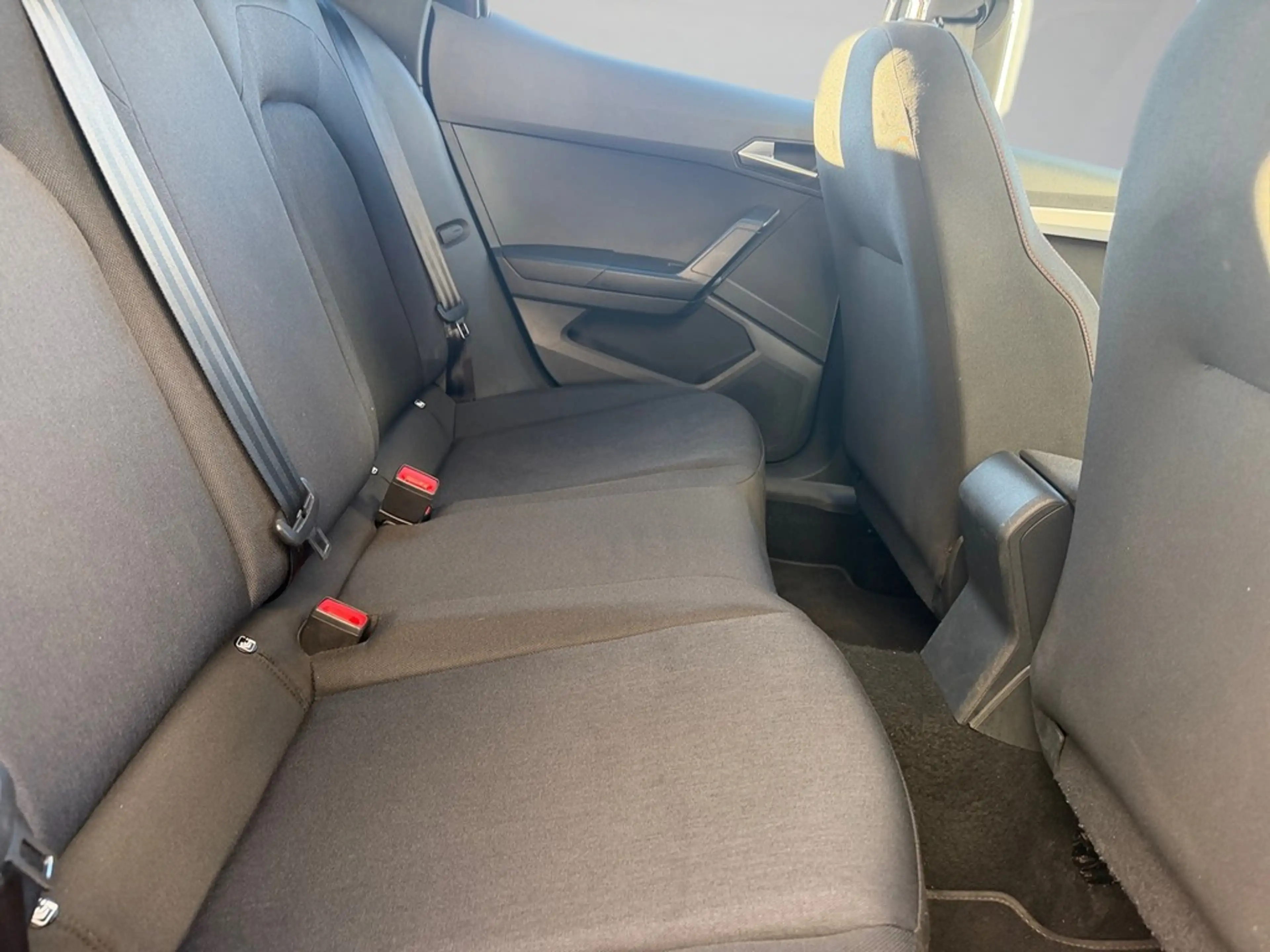 SEAT Arona 1,0 TSI FR-Line DSG — photo 11