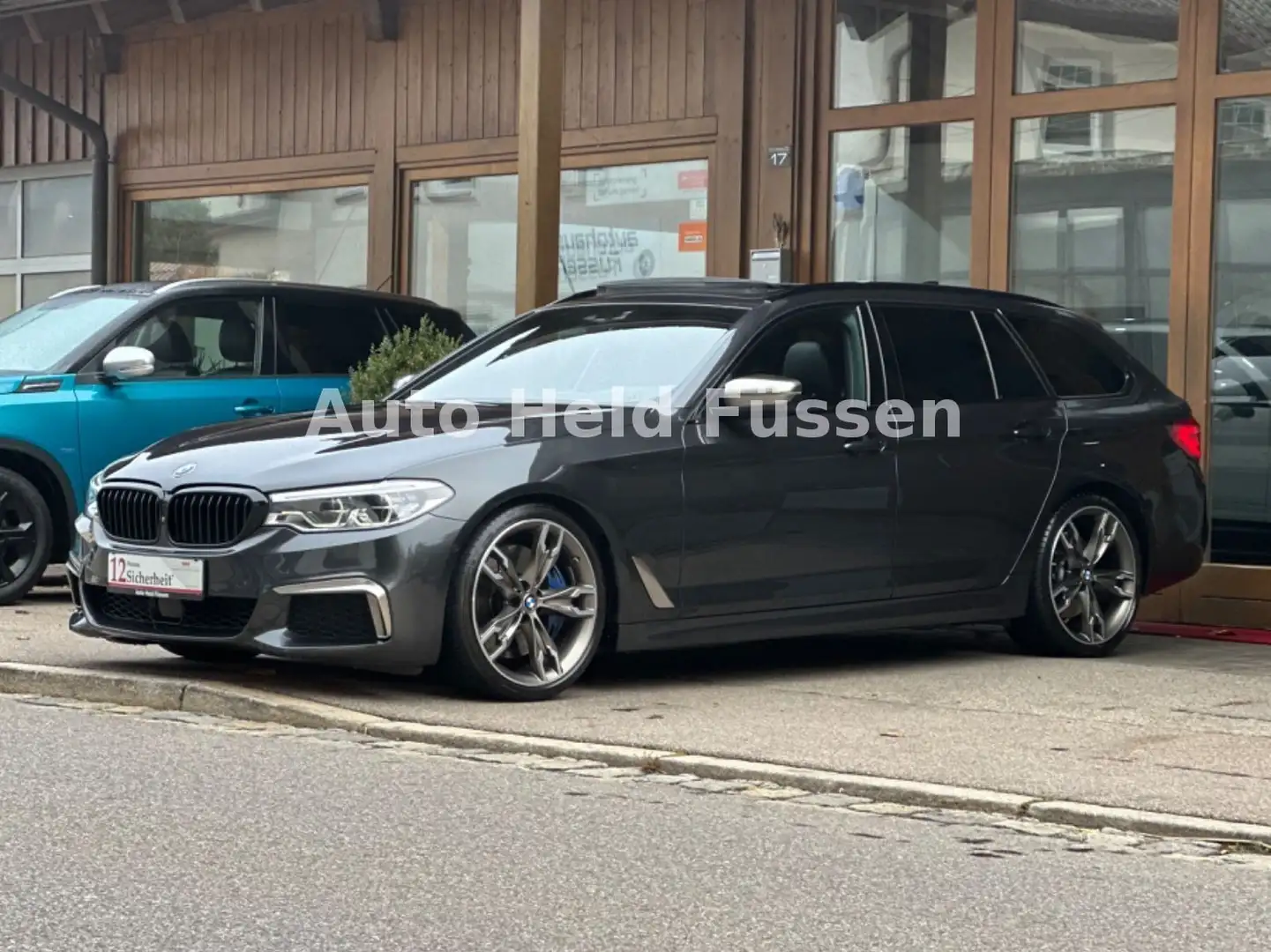 BMW 550 d xDrive Touring Pano 360° HUD LED TTW ACC Gris - 2