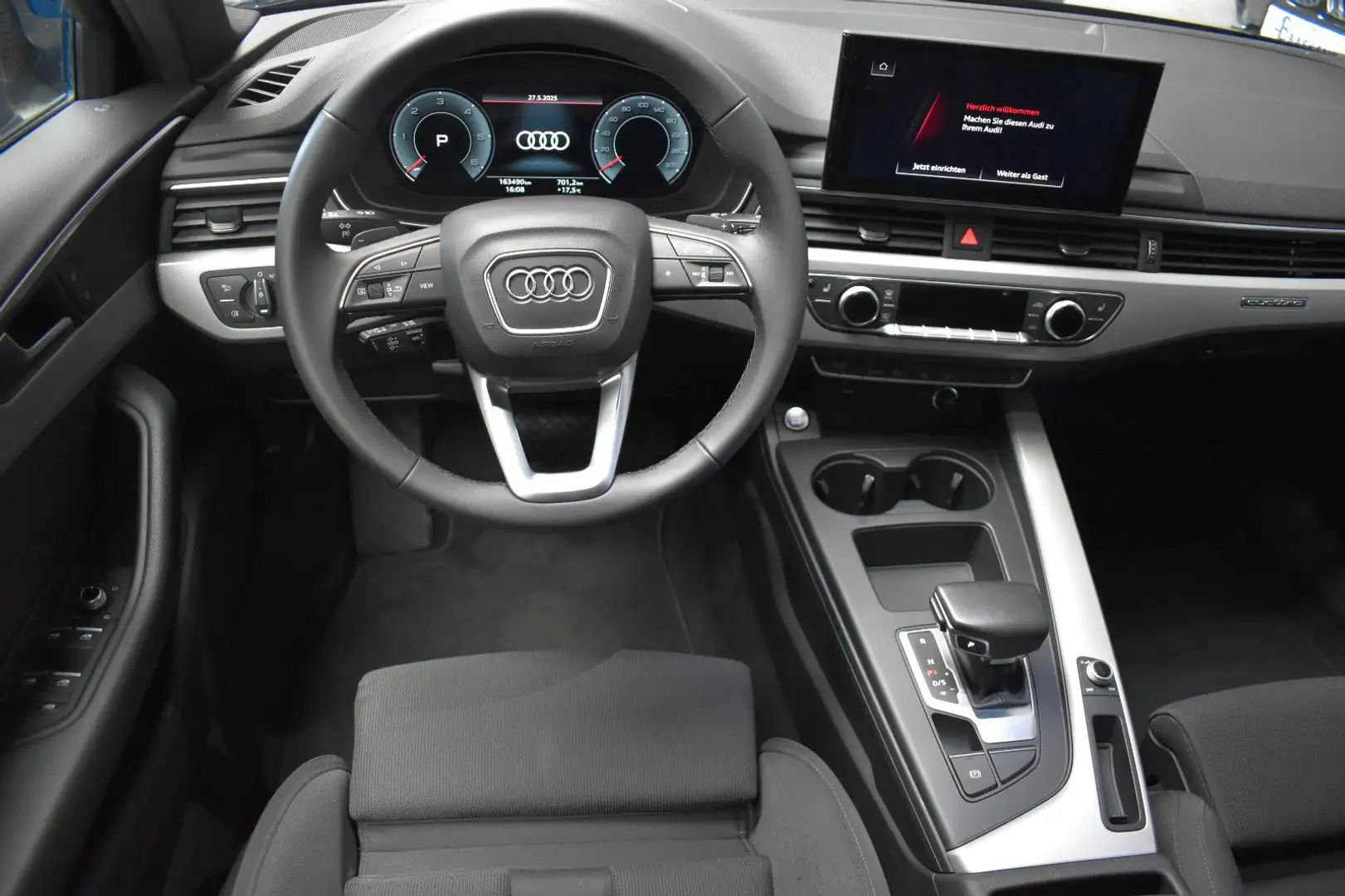 Audi A4 Avant 40 TDI quattro*AHK*VIRTUAL*360°KAMERA* Schwarz - 2