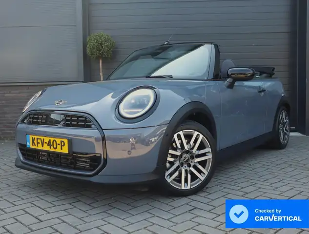 MINI Cooper C Cabrio 2.0 Classic M | Camera | Carplay | HUD | 17 Inch |