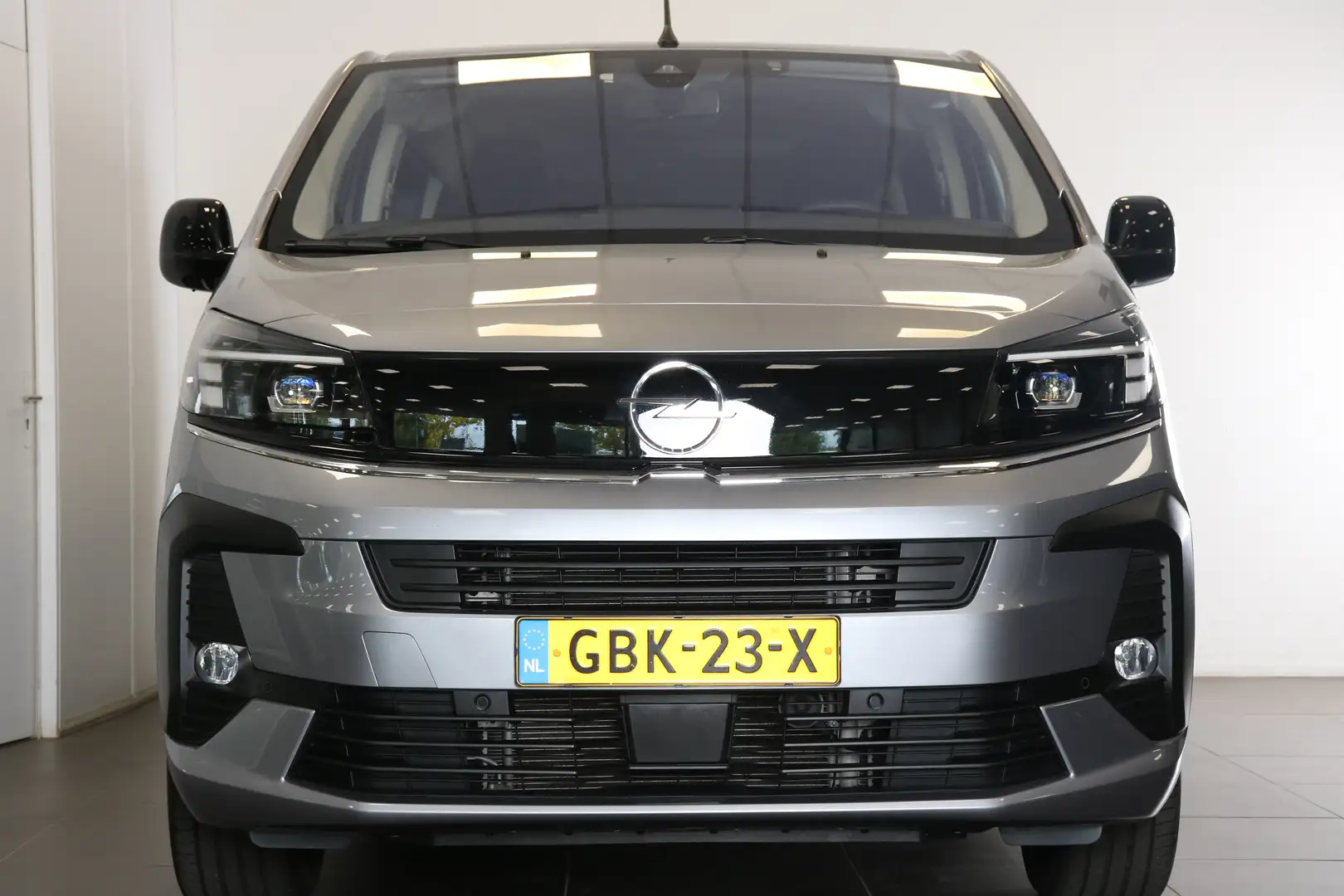 Opel Vivaro-e Combi Electric L3 75 kWh 136PK | Navi | Clima | Ad Szürke - 2