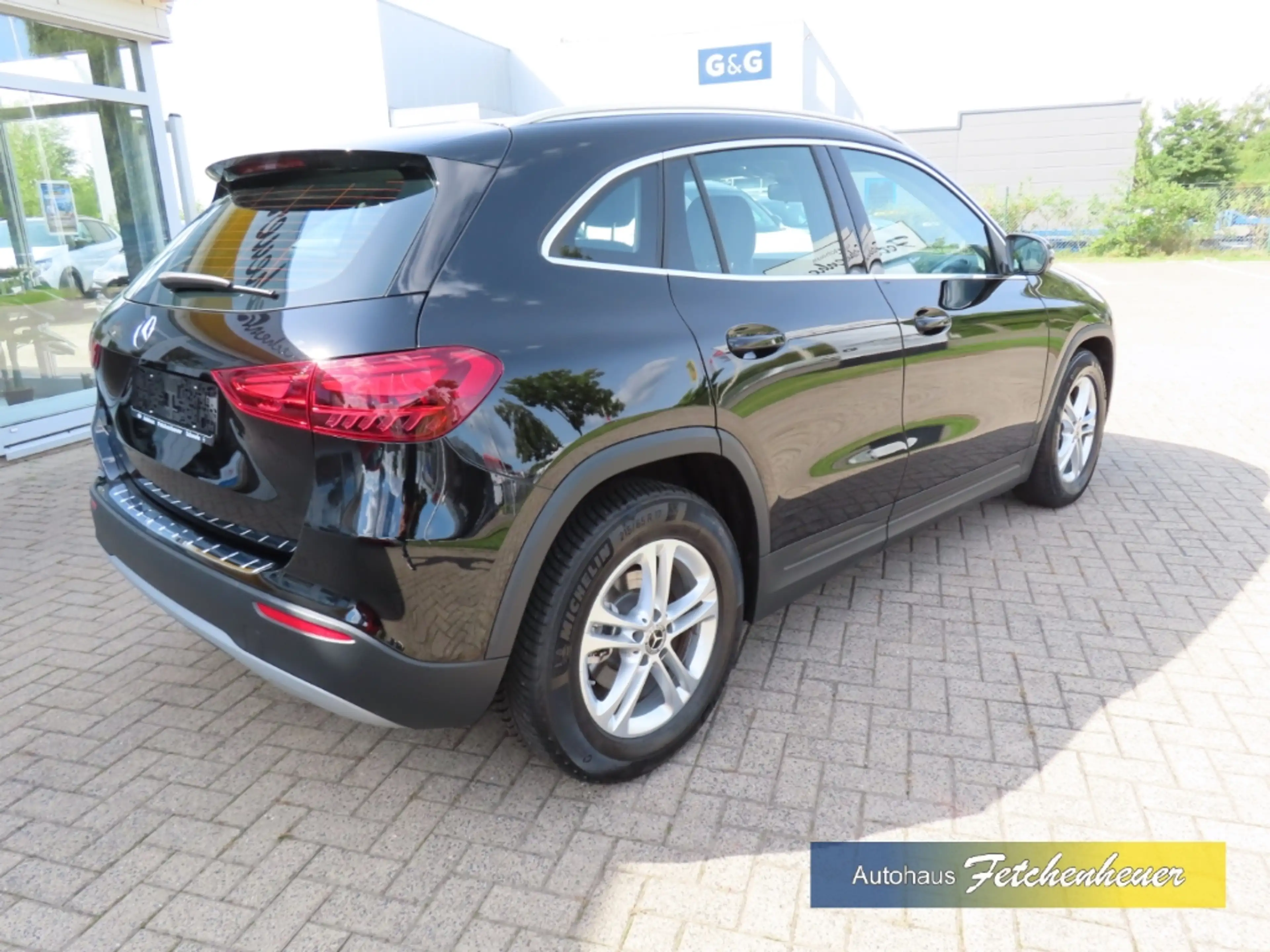 Mercedes-Benz GLA 180 Aut.  NAVI-MBUX+LED+RFK+SHZ+TEMP+AAC+ALU — photo 4
